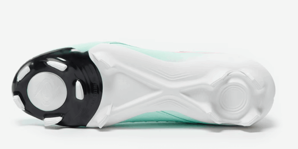 Nike Phantom GX Academy FG Boots - Image 4