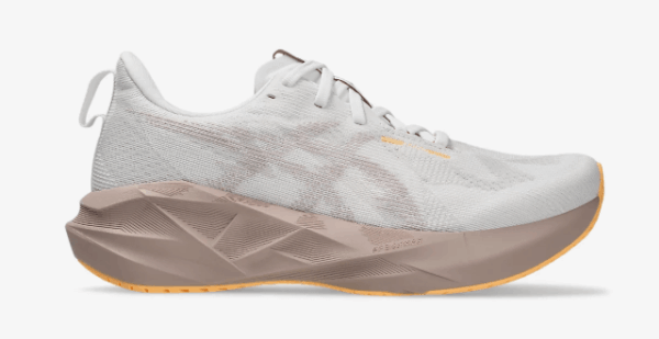 Asics Women's Novablast5 - Image 5